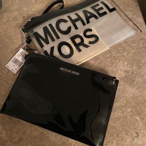 Michael Kors wristlet set. New with tags.